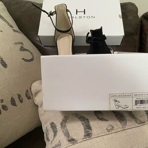 Black Halston size 8 (US) sandals